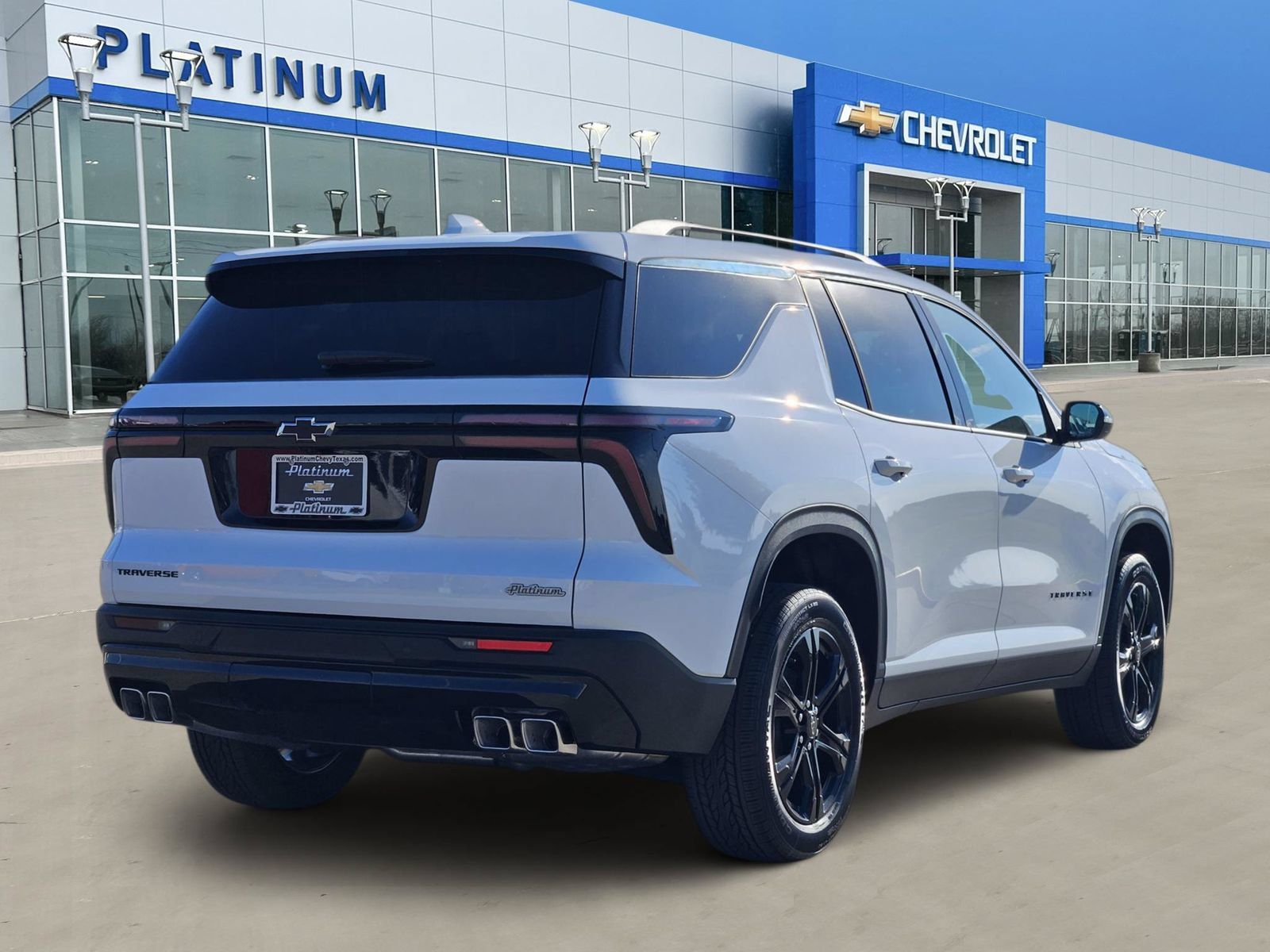 New 2027 Chevrolet Traverse LT w/ Midnight/Sport Edition FWD image 5