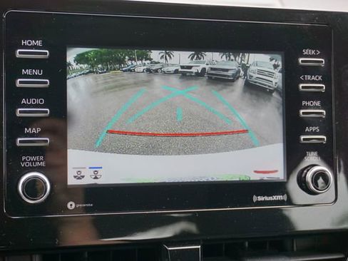 Used 2022 Toyota Camry SE w/ Convenience Package image 7