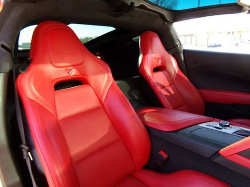 Used 2018 Chevrolet Corvette Z06 image 25