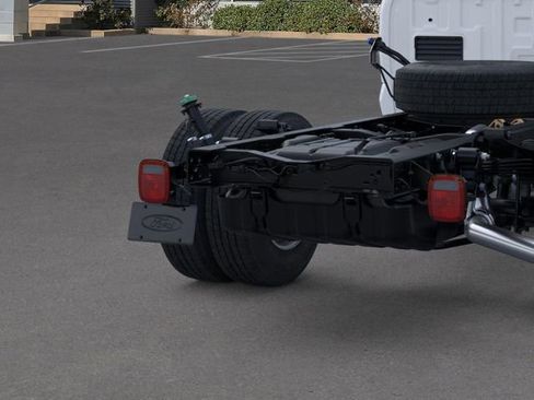 New 2026 Ford F350 4x4 Crew Cab DRW Super Duty image 21