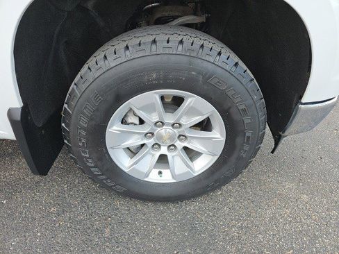 Used 2023 Chevrolet Silverado 1500 LT image 10