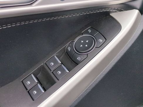 Used 2021 Ford Explorer Limited w/ Equipment Group 301A AWD/4WD image 13