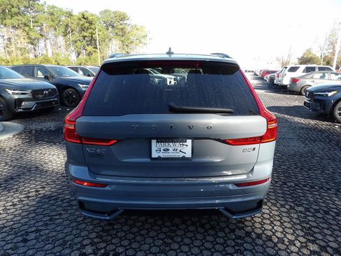 Certified 2023 Volvo XC60 B5 Ultimate w/ Climate Package AWD/4WD image 8