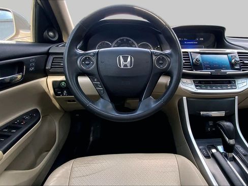 Used 2015 Honda Accord EX-L image 4