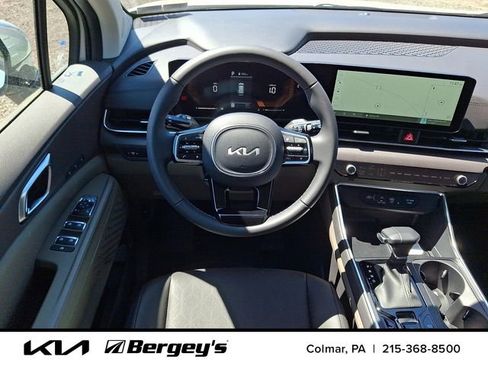 New 2026 Kia Carnival EX FWD image 10