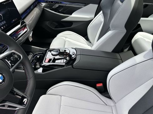 New 2026 BMW M5 Base w/ Executive Package image 25