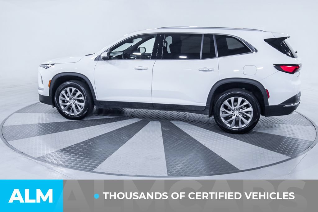 Used 2026 Buick Enclave Preferred FWD image 4