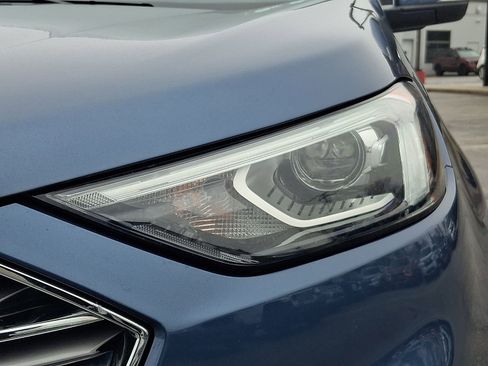 Used 2019 Ford Edge SEL w/ Equipment Group 201A image 8