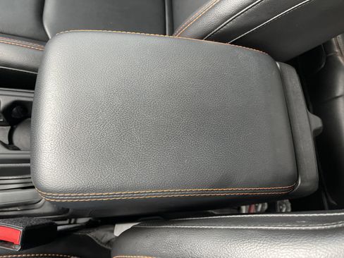 Used 2022 Jeep Gladiator Mojave w/ Auxiliary Switch Group image 32