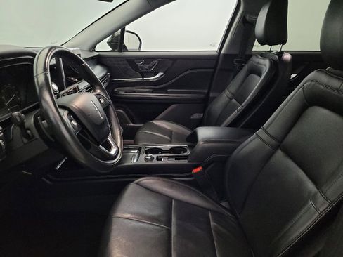 Used 2022 Lincoln Corsair AWD w/ Premium Package image 17