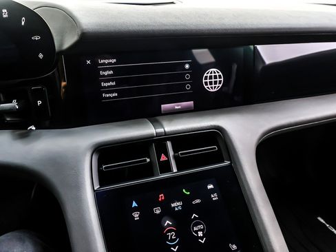 Used 2023 Porsche Taycan image 21