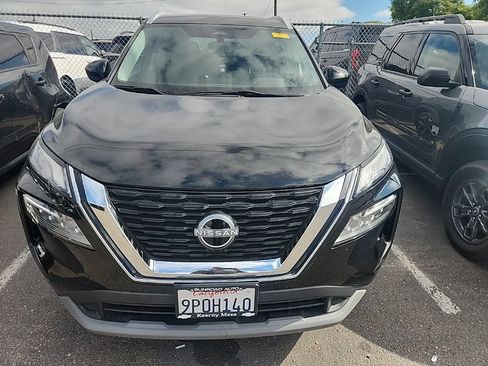 Used 2023 Nissan Rogue SV w/ SV Premium B Package FWD image 2