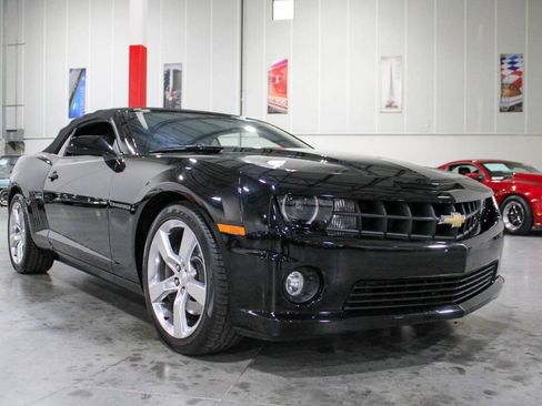 Used 2013 Chevrolet Camaro SS w/ RS Package image 25