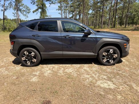 Used 2024 Hyundai Kona SEL AWD/4WD image 6