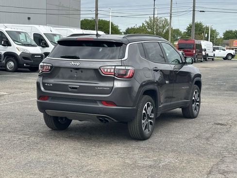 Used 2022 Jeep Compass Limited AWD/4WD image 4