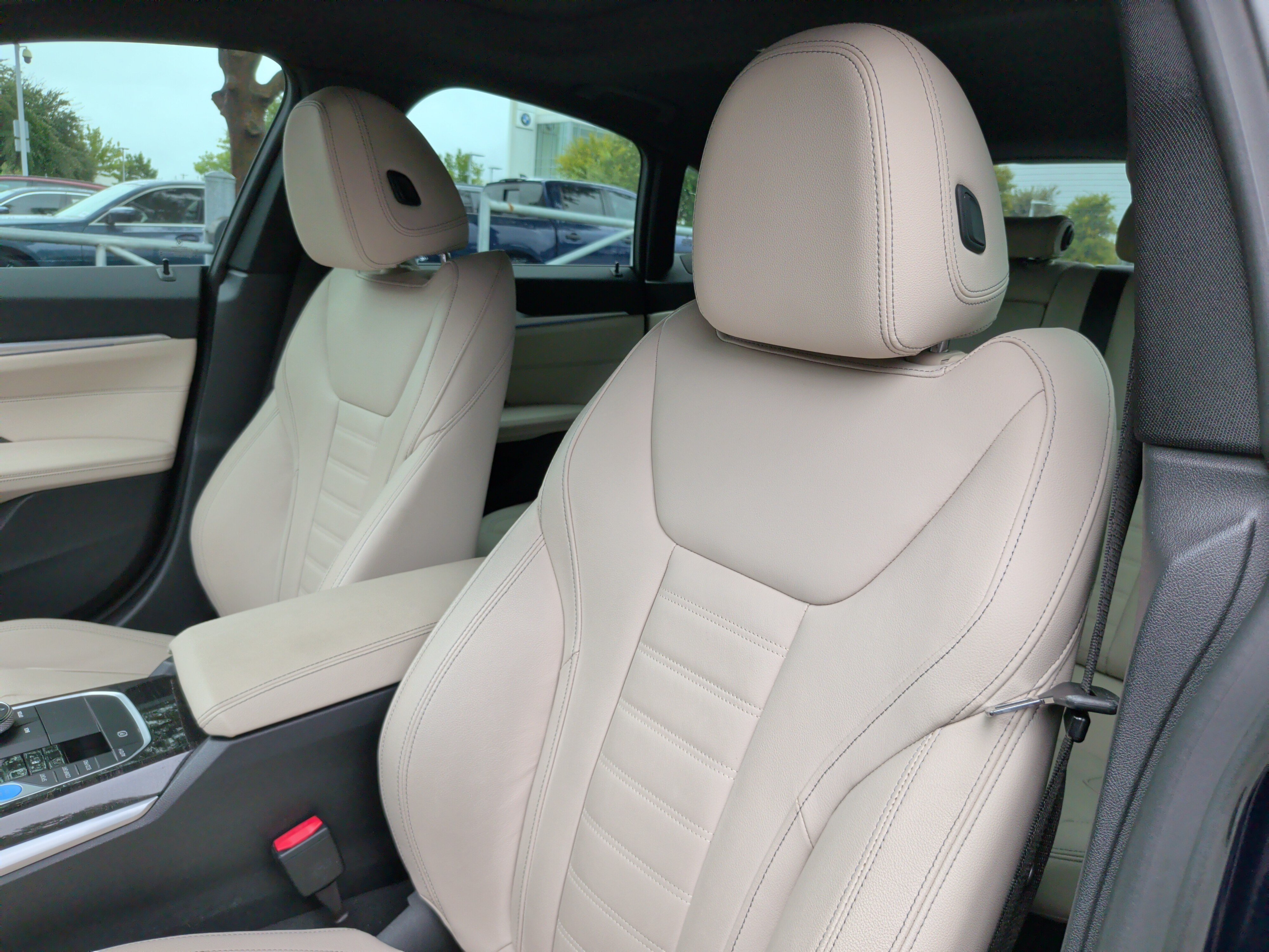 Used 2023 BMW i4 eDrive40 w/ M Sport Package RWD image 27