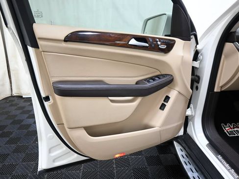 Used 2018 Mercedes-Benz GLS 450 4MATIC image 24