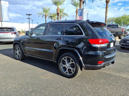 Used 2018 Jeep Grand Cherokee Limited image 7