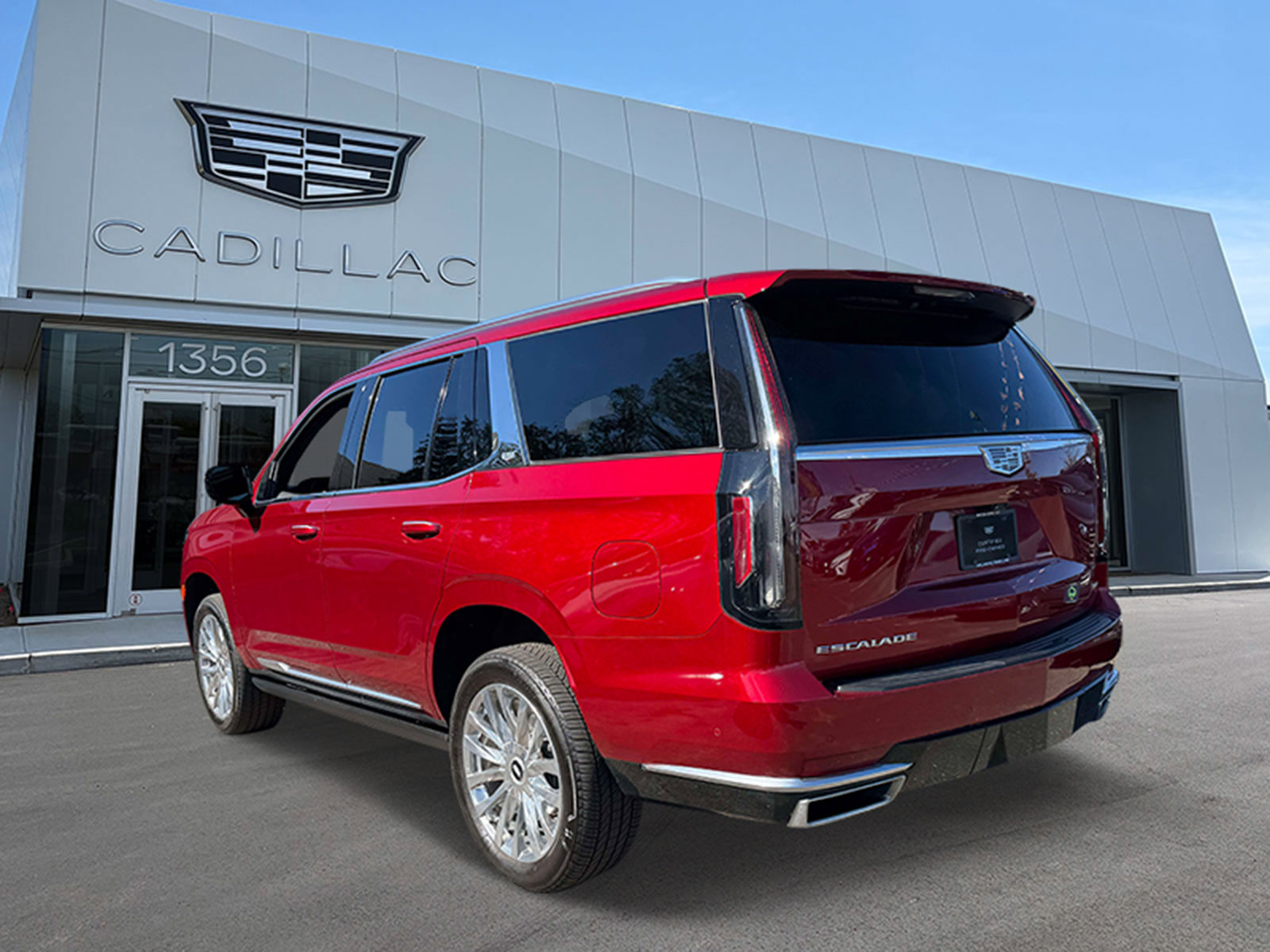 Used 2023 Cadillac Escalade Premium Luxury w/ Performance Package AWD/4WD image 4