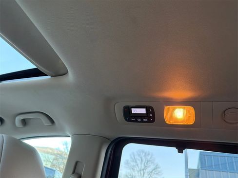 Used 2015 Honda Odyssey EX-L image 18