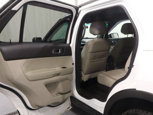 Used 2013 Ford Explorer 4WD image 9