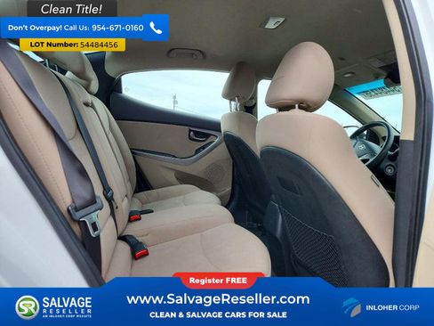 Used 2015 Hyundai Elantra SE w/ Option Group 02 FWD image 13