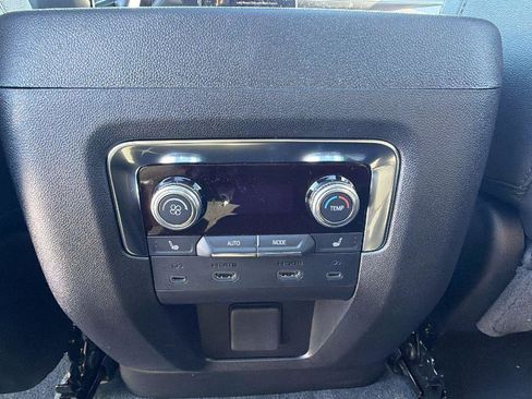 New 2026 GMC Yukon XL Elevation w/ Elevation Premium Package image 28