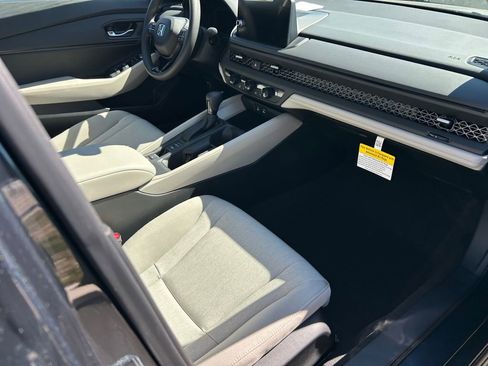 New 2026 Honda Accord SE image 18