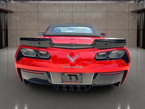 Used 2015 Chevrolet Corvette Z06 w/ 3LZ Preferred Equipment Group RWD image 17
