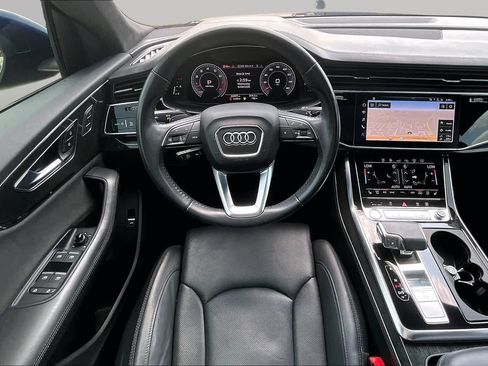 Used 2020 Audi Q8 Prestige AWD/4WD image 6