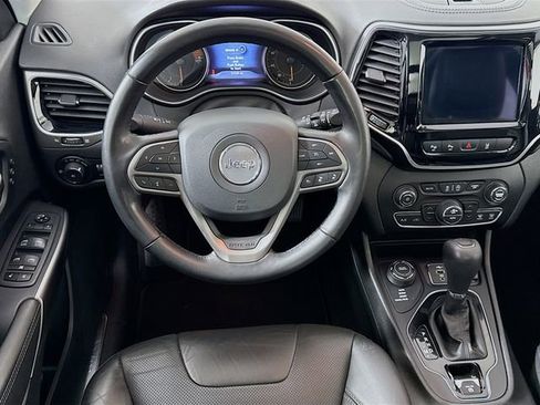 Used 2021 Jeep Cherokee Limited image 23