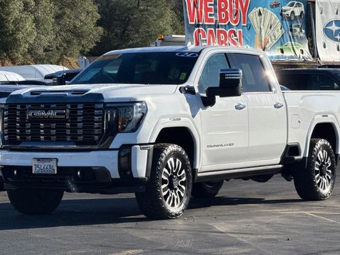 Used 2024 GMC Sierra 2500 Denali Ultimate image 8