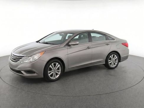Used 2014 Hyundai Sonata GLS w/ Popular Equipment Group 2 FWD image 3