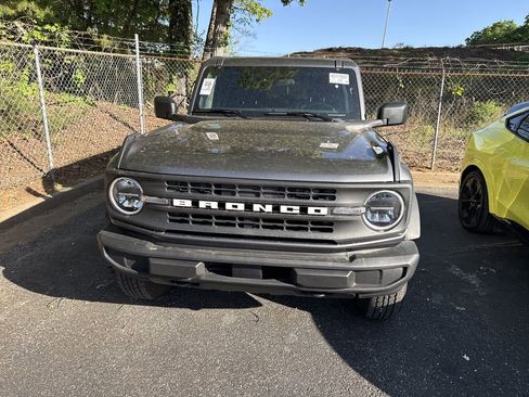 Used 2025 Ford Bronco Big Bend image 5