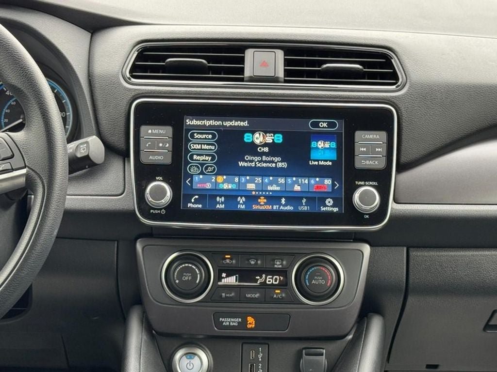 Used 2025 Nissan Leaf S FWD image 14