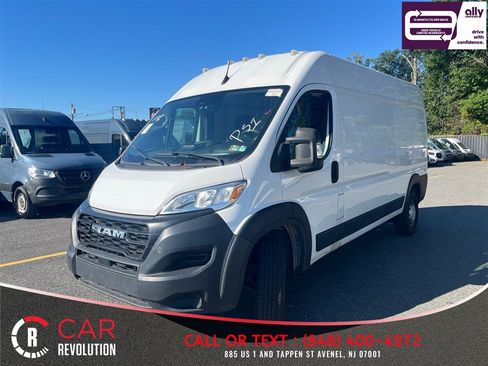 Used 2023 RAM ProMaster 2500 FWD image 3
