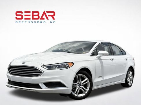 Used 2018 Ford Fusion SE w/ Equipment Group 602A FWD image 1