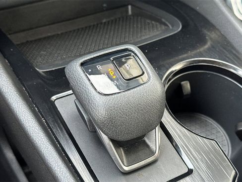 Used 2025 Nissan Rogue SV image 23