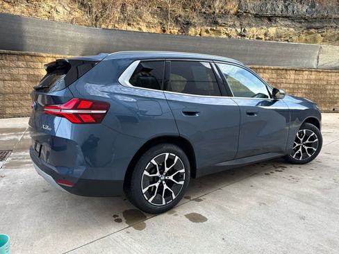 Certified 2025 BMW X3 xDrive30i w/ Premium Package image 3