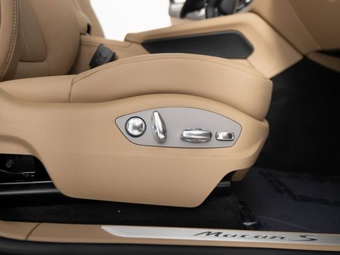 New 2026 Porsche Macan S image 34