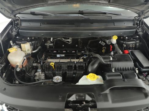 Used 2020 Dodge Journey SE image 20