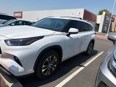 Used 2026 Toyota Highlander XLE