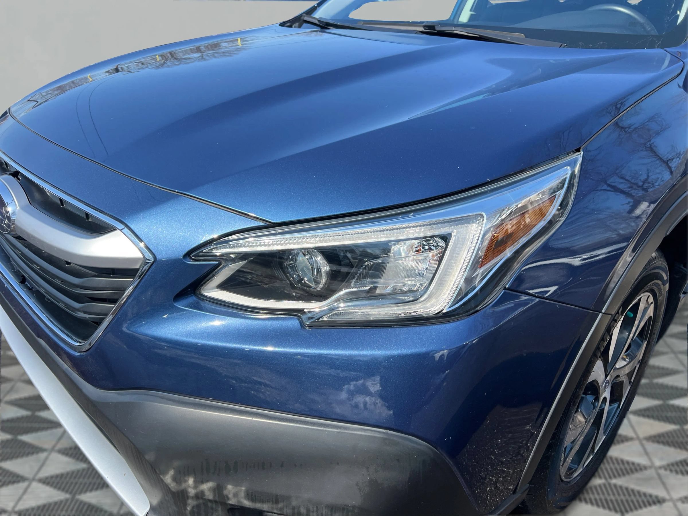 Used 2022 Subaru Outback Limited w/ Popular Package #2 AWD/4WD image 24