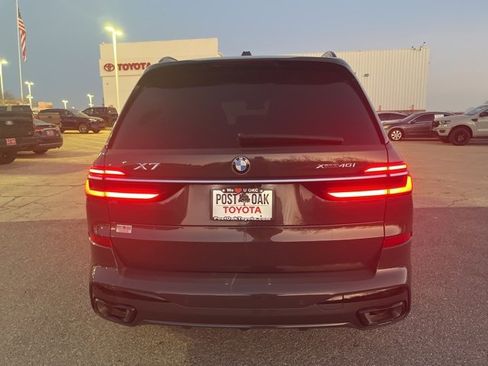 Used 2023 BMW X7 xDrive40i w/ M Sport Package image 7