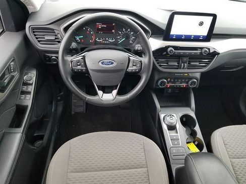Certified 2022 Ford Escape SE w/ Convenience Package image 17