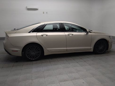 Used 2017 Lincoln MKZ Reserve FWD image 10