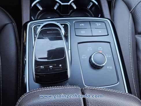 Used 2018 Mercedes-Benz GLS 450 4MATIC image 18