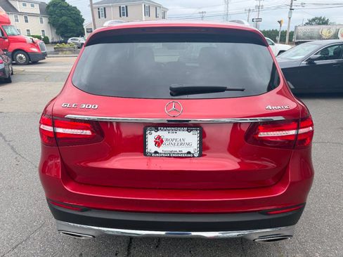 Used 2019 Mercedes-Benz GLC 300 4MATIC image 6