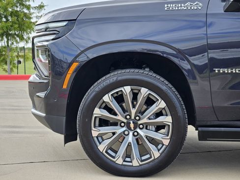 Certified 2026 Chevrolet Tahoe High Country AWD/4WD image 11
