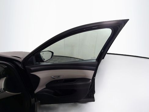 Used 2025 Hyundai Tucson SEL FWD image 32